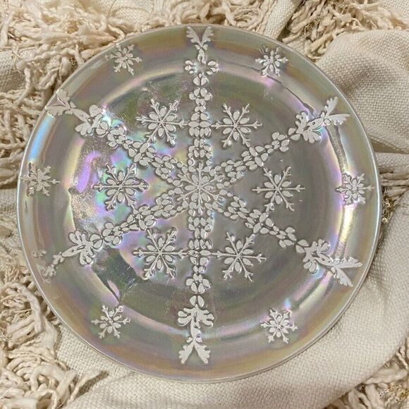 Anthropologie Astrid Snowflake Lustered Dessert Plate Beige NEW - Picture 3 of 6